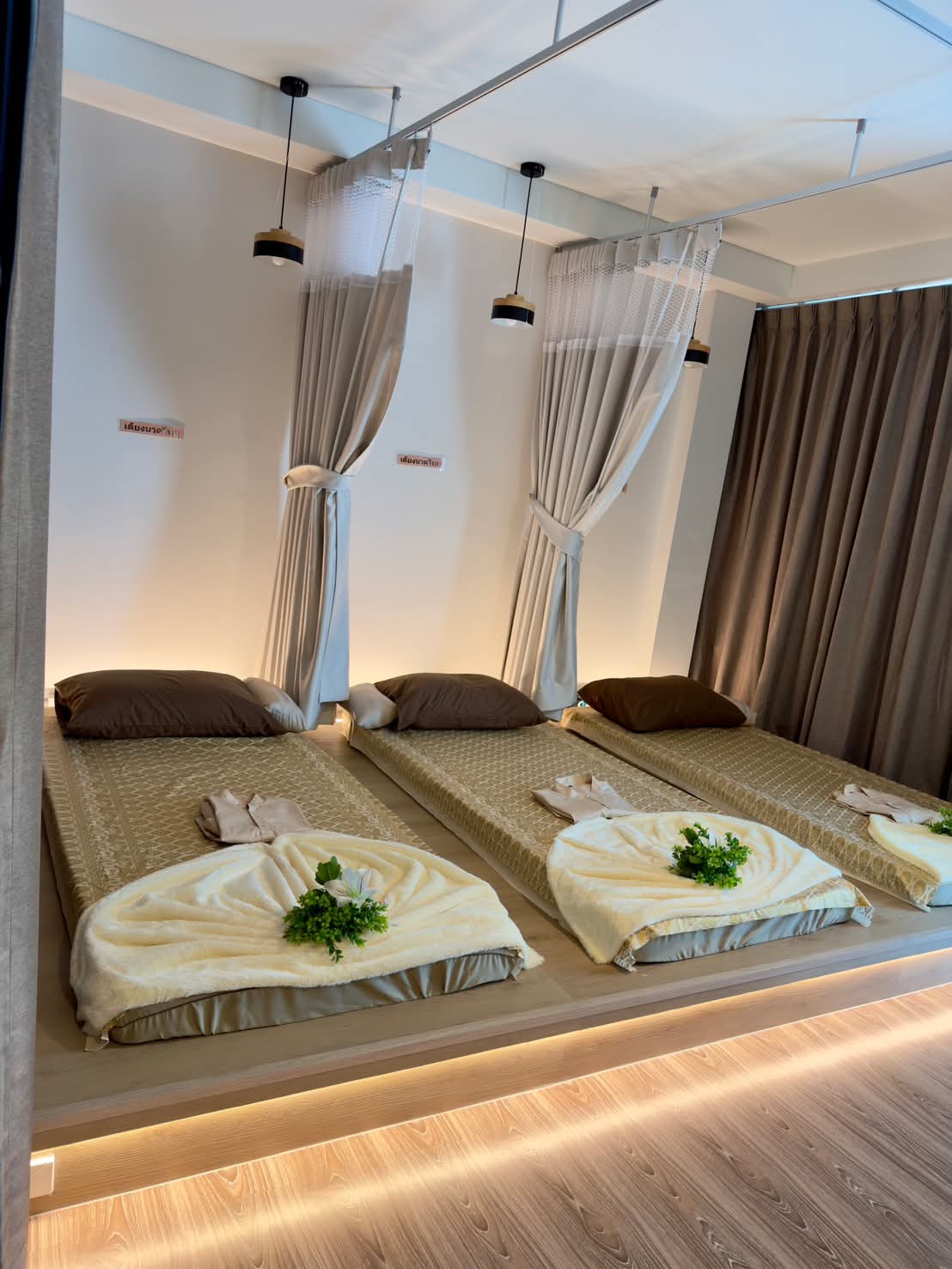 Wararat Spa reception